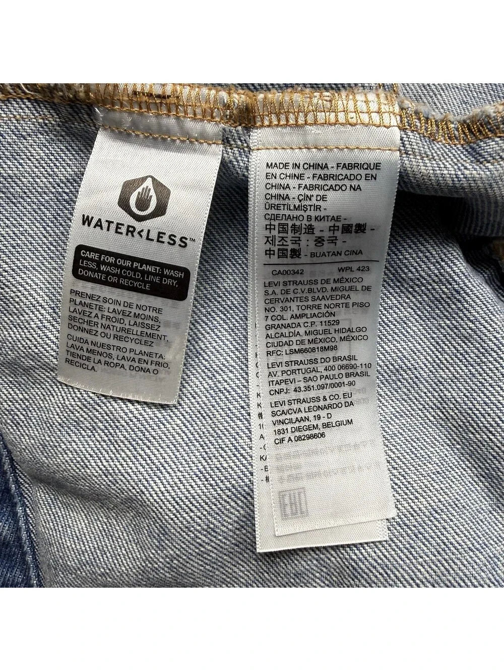 Levi’s Men’s XL Hybrid Denim Trucker Jacket Gray Hoodie Sweatshirt Sleeves